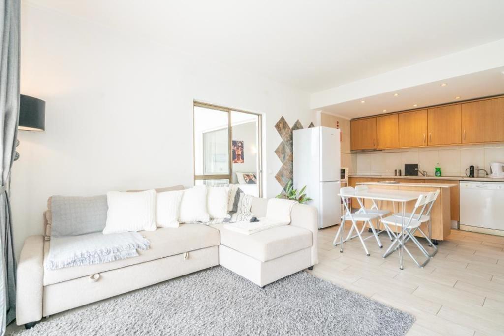 קווארטיירה Spacious 1 Bed In Vilamoura, Fast Wifi & Pool מראה חיצוני תמונה
