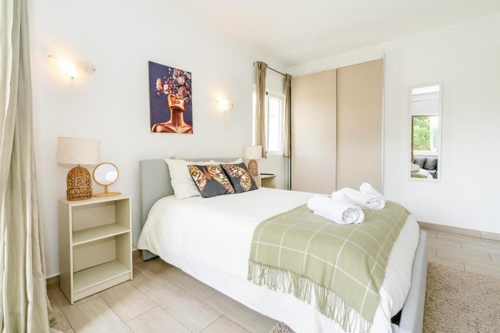 קווארטיירה Spacious 1 Bed In Vilamoura, Fast Wifi & Pool מראה חיצוני תמונה