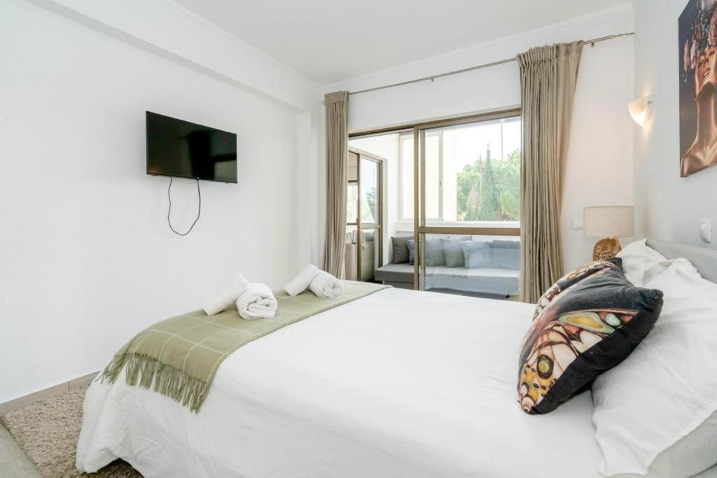 קווארטיירה Spacious 1 Bed In Vilamoura, Fast Wifi & Pool מראה חיצוני תמונה